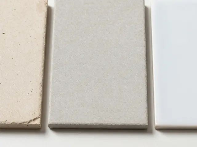 Badezimmerfliesen richtig wählen: Materialien, Qualität & Rutschfestigkeit